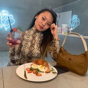 Prada Shoulder bag😍😍